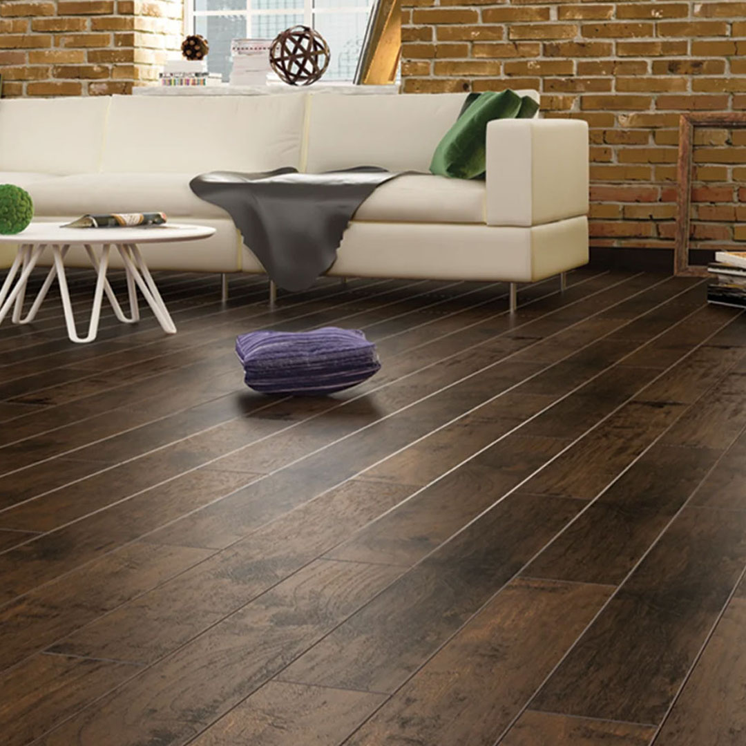 Maple Laminated Wooden Flooring
